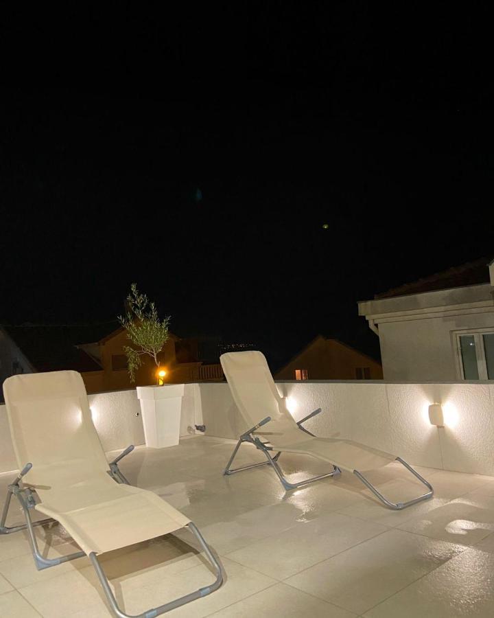 Id Apartments Tivat Exteriör bild