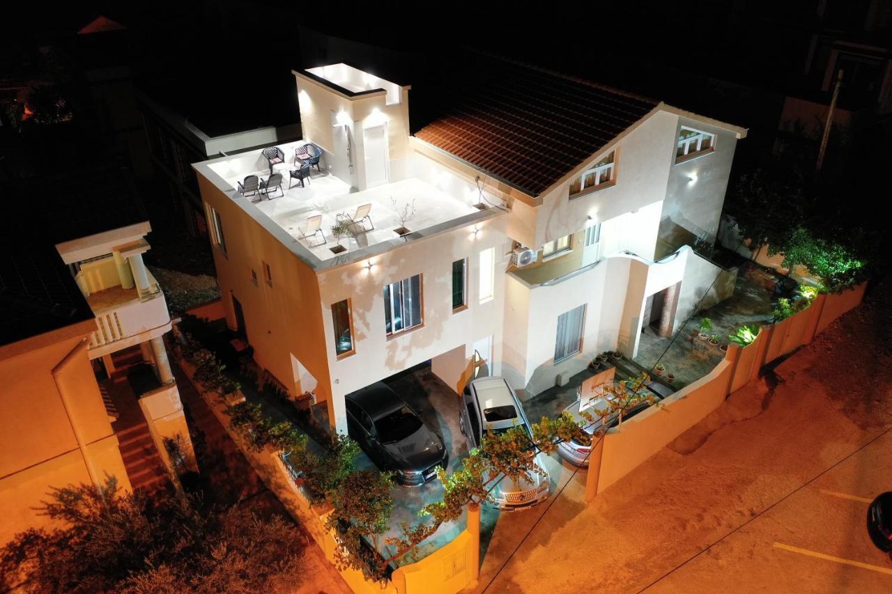 Id Apartments Tivat Exteriör bild