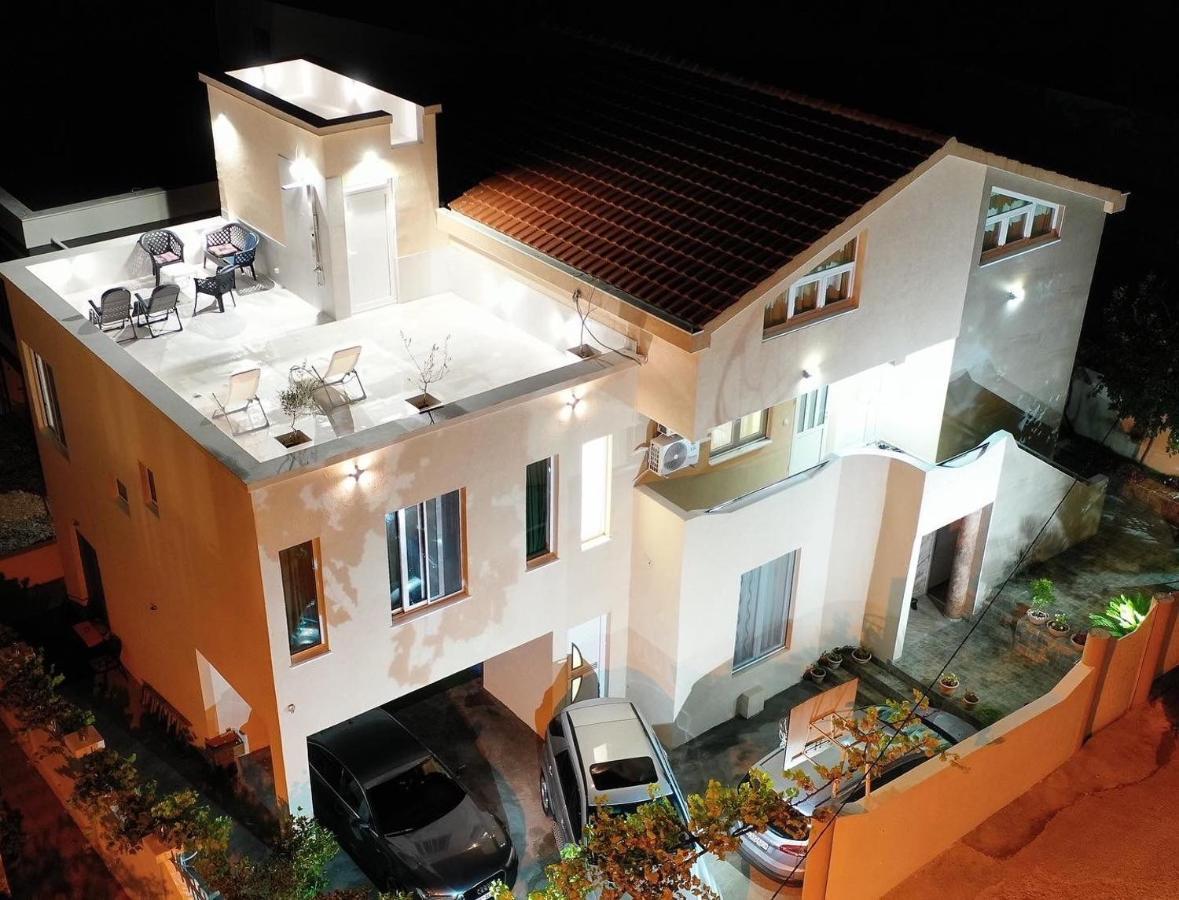Id Apartments Tivat Exteriör bild
