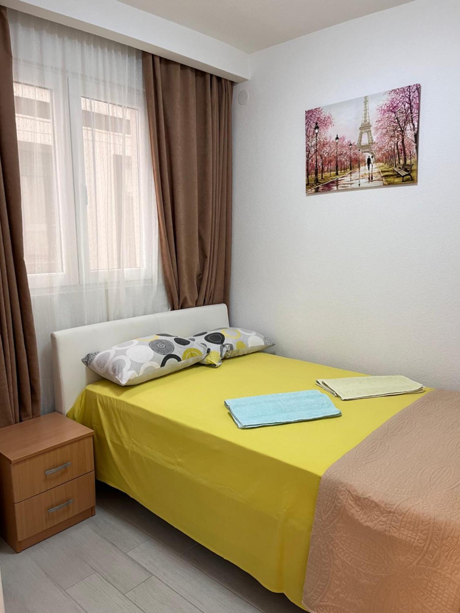 Id Apartments Tivat Exteriör bild