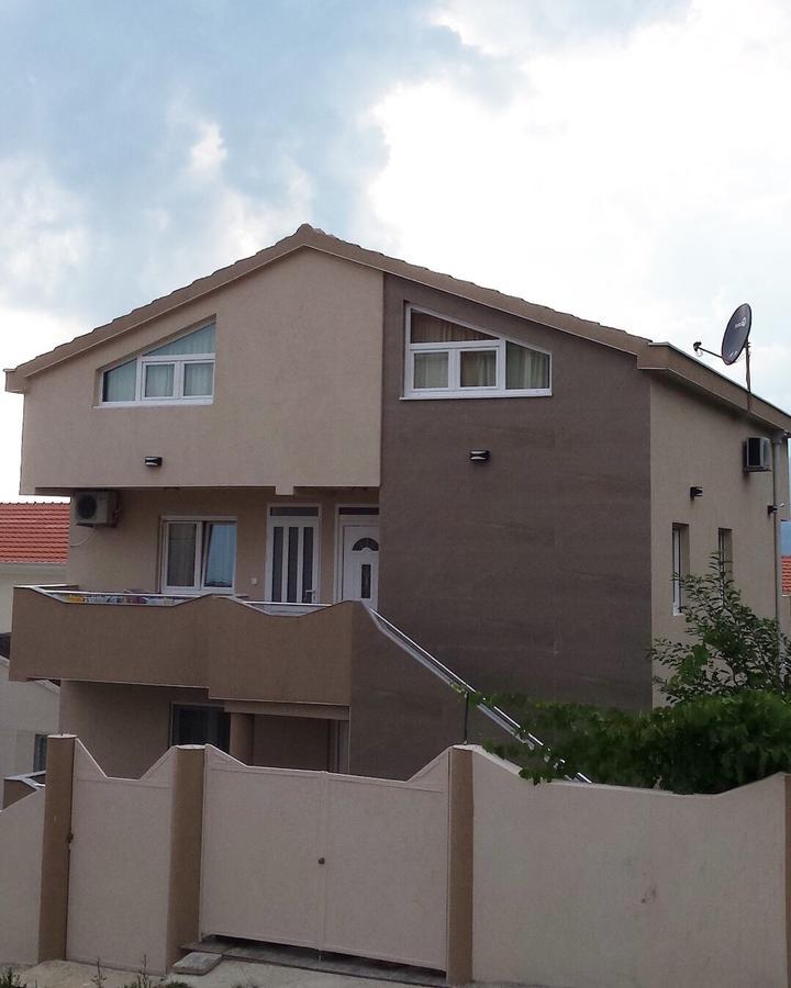 Id Apartments Tivat Exteriör bild