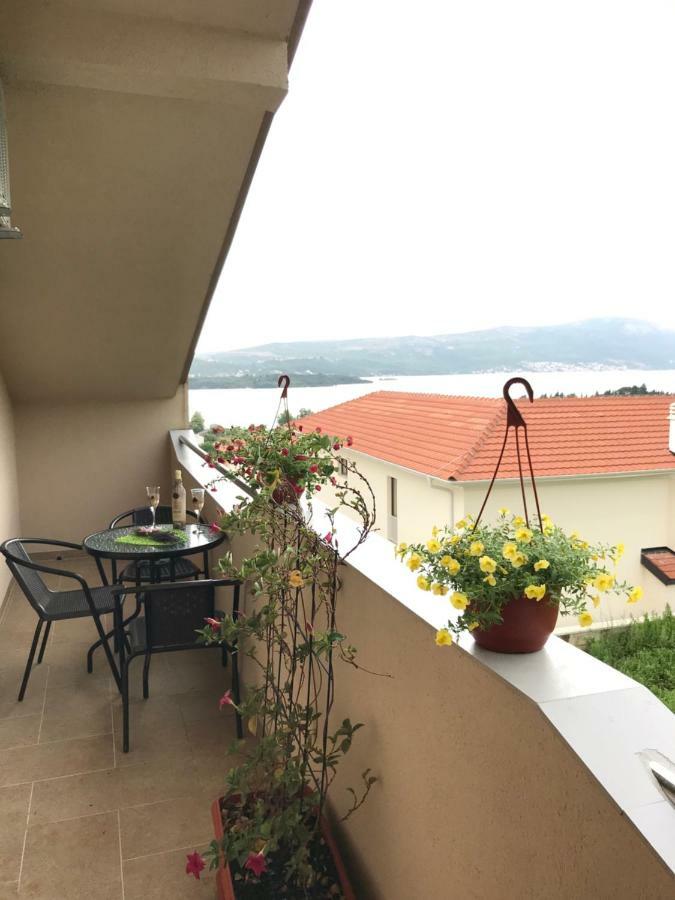 Id Apartments Tivat Exteriör bild